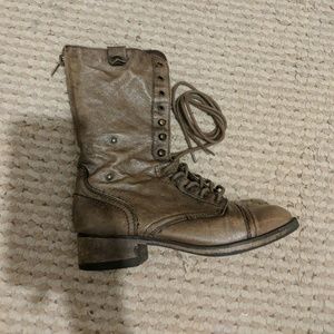Steve Madden combat boots size 6.5